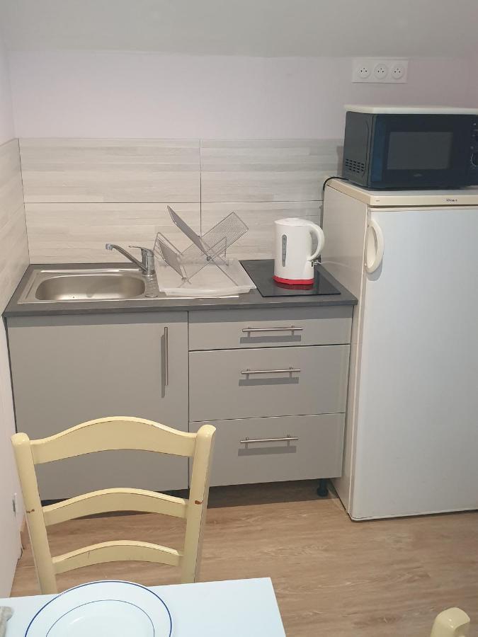 Les Geraniums Sullylois Apartment Ngoại thất bức ảnh